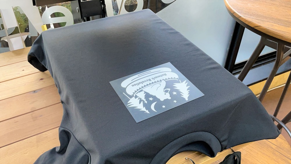 ポリエステル生地もプレスしてみる